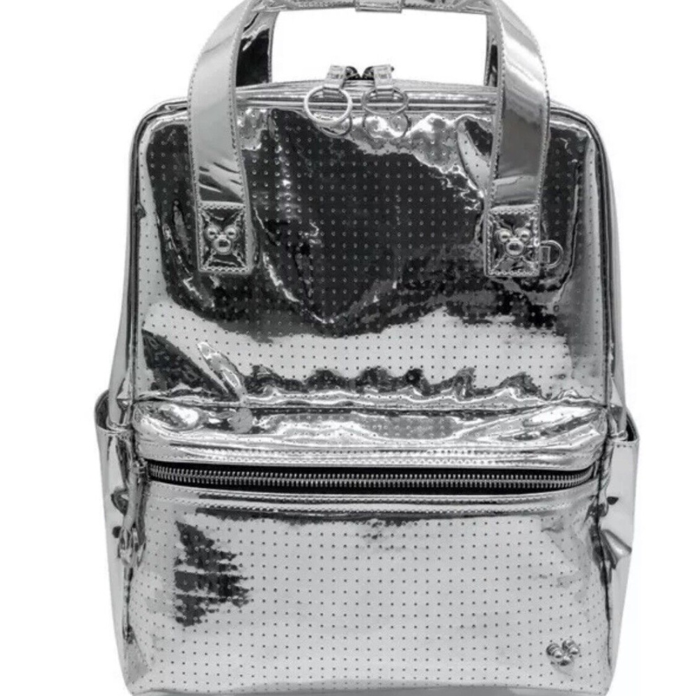 Disney Pin Collector Visa Exclusive Metallic Silver Vinyl Backpack Limited NWT